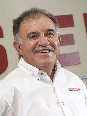 Roberto Morales